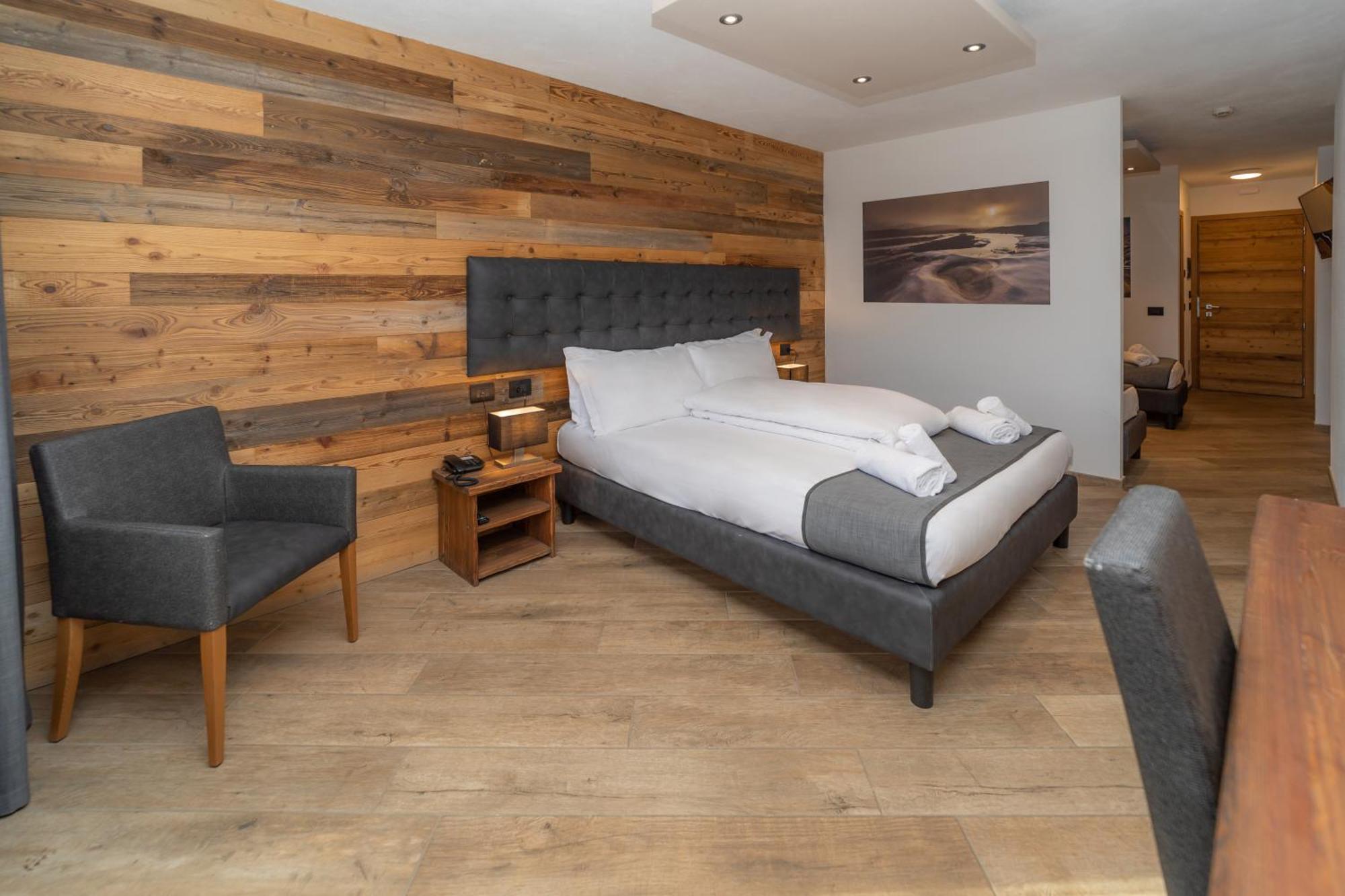 Hotel Gran Roc Sestriere Phòng bức ảnh