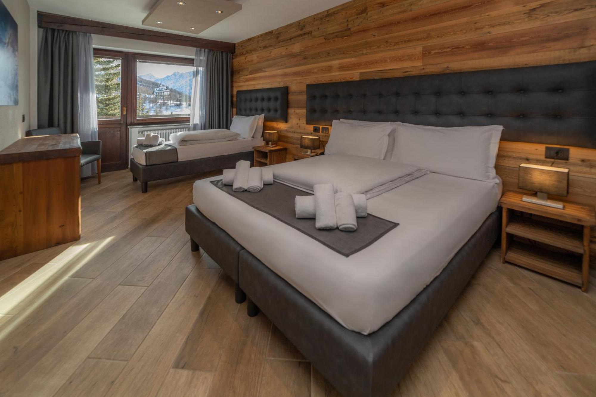Hotel Gran Roc Sestriere Ngoại thất bức ảnh